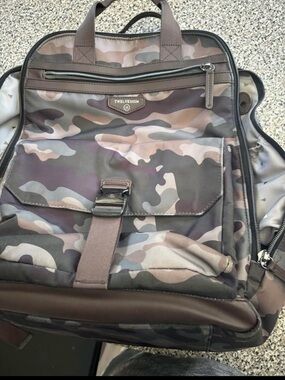 Twelve little XL diaper backpack